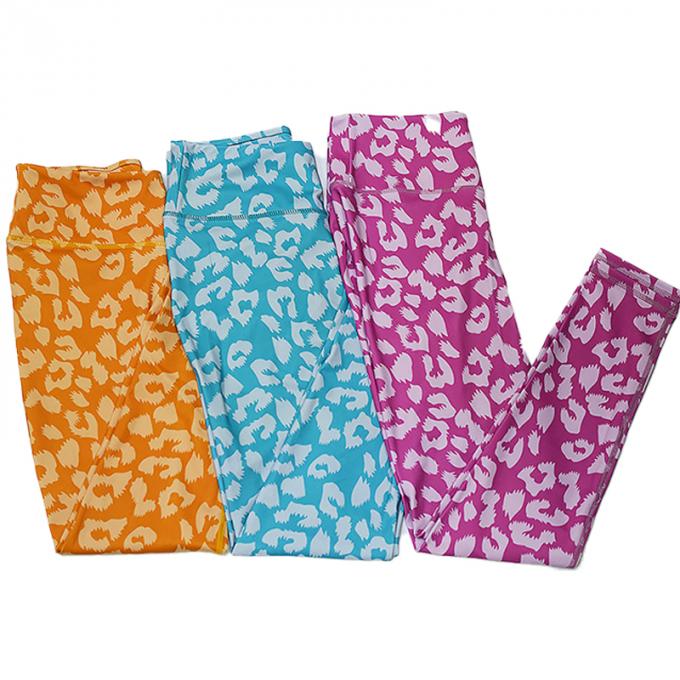 Equipamento do exercício de Logo Women feito sob encomenda caneleiras sem emenda da ioga de 2 partes com roupa 