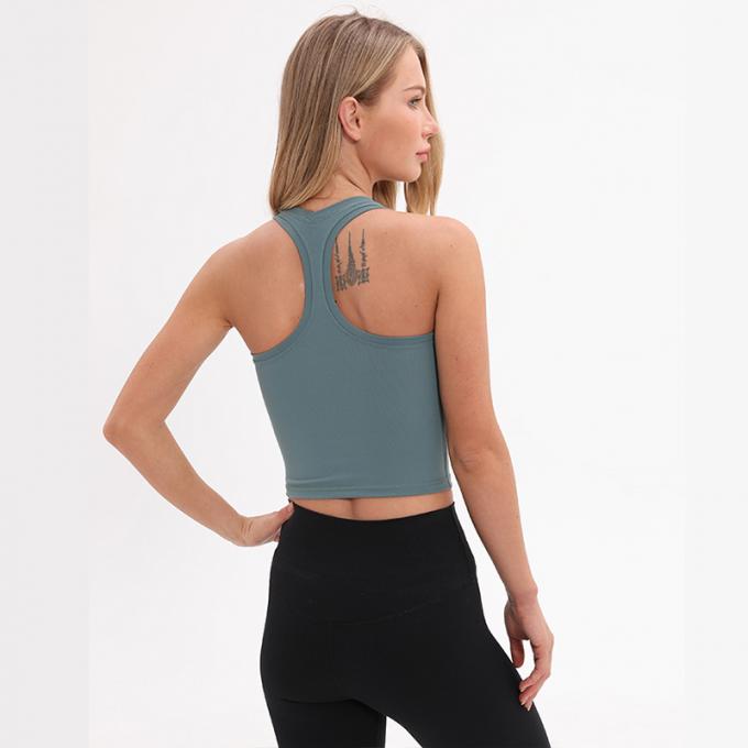 O sutiã Wirefree dos esportes do Longline das mulheres por atacado acolchoou das mulheres feitas sob encomenda da camiseta de alças do apoio médio a camiseta de alças branca da colheita