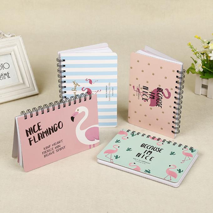 A espiral da programação de Mini Notebook Lovely Stationery Portable do bloco de notas da bobina dos desenhos animados gerencie o caderno