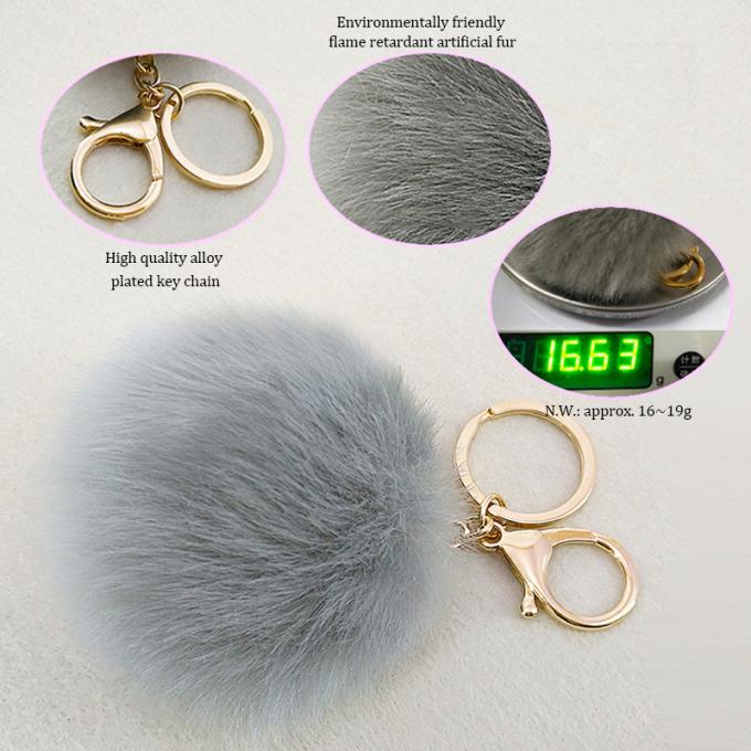 O saco macio por atacado do carro dos acessórios da corrente chave de Pom Pom Keychain Artificial Fur Ball encanta a pele Pom Keychain