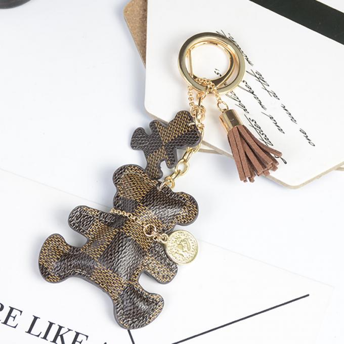 Acessórios de couro por atacado Diamond Bear Keychain Keychains dos ornamento do saco do pendente da corrente chave do cão do urso para mulheres