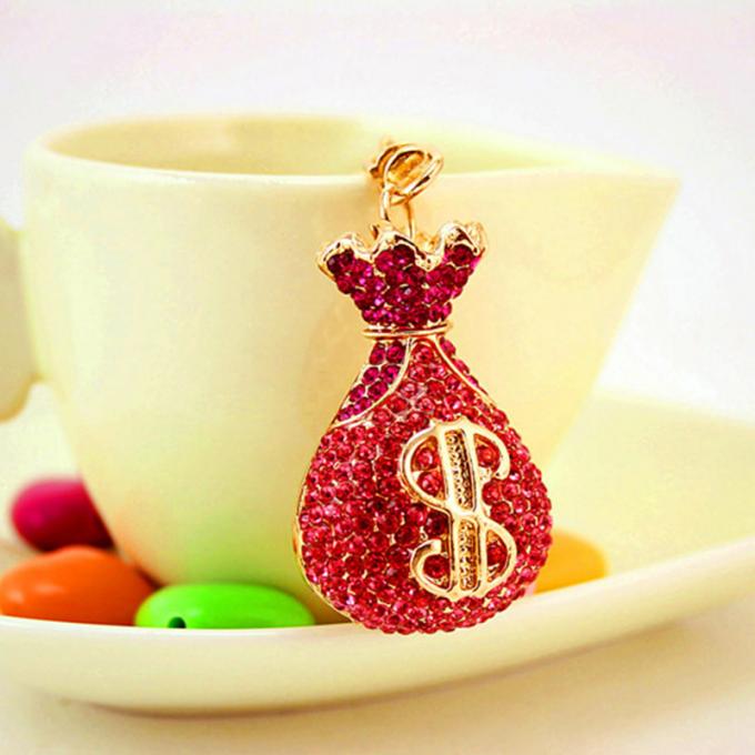 Acessórios por atacado Keyhains de Diamond Crystal Money Bag Car Key Ring Metal Pendant Women Bag para presentes