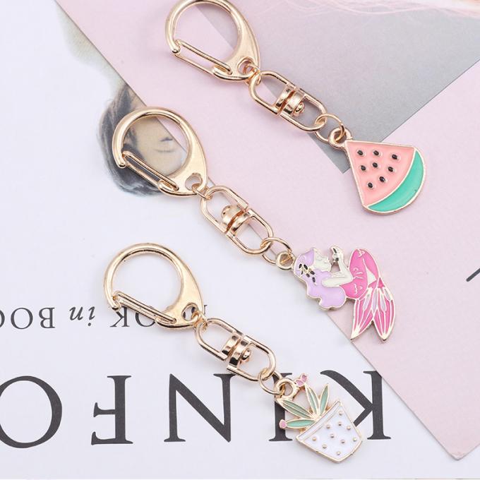 Acessórios chaves por atacado Keyhains de cristal de Diamond Crystal Mermaids Watermelons Moon Car Ring Metal Pendant Women Bag para presentes